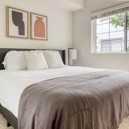 Apartamento La Sunshine House-Pool, Sauna And Free Parking Los Ángeles Exterior foto